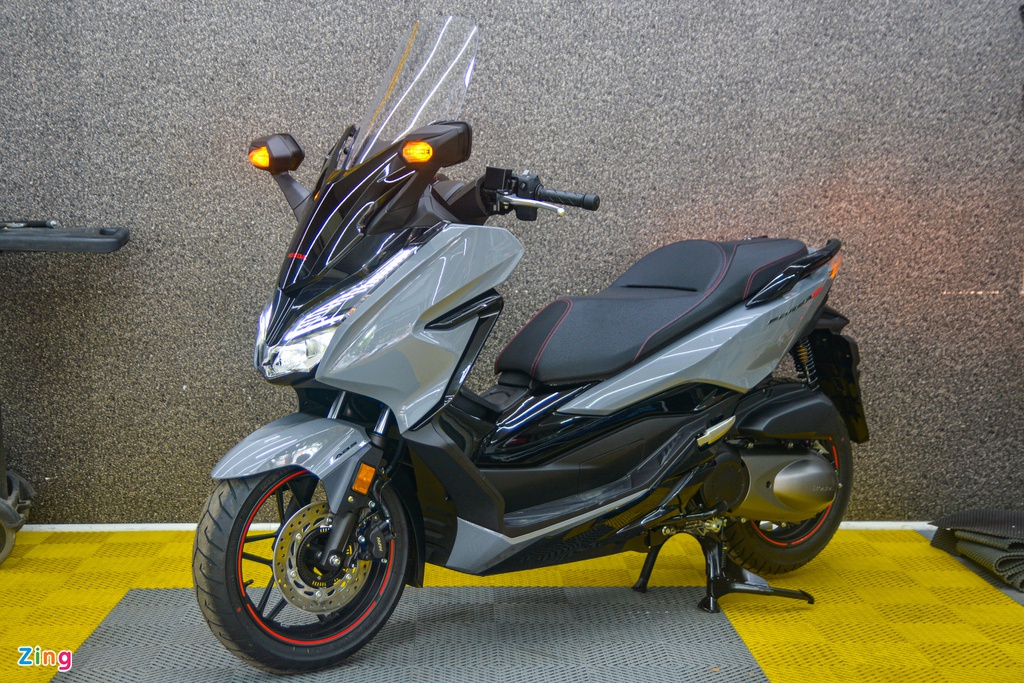 Honda SH và những mẫu xe tay ga bản giới hạn giá trăm triệu tại VN - 16 Honda SH và những mẫu xe tay ga bản giới hạn giá trăm triệu tại VN - 16