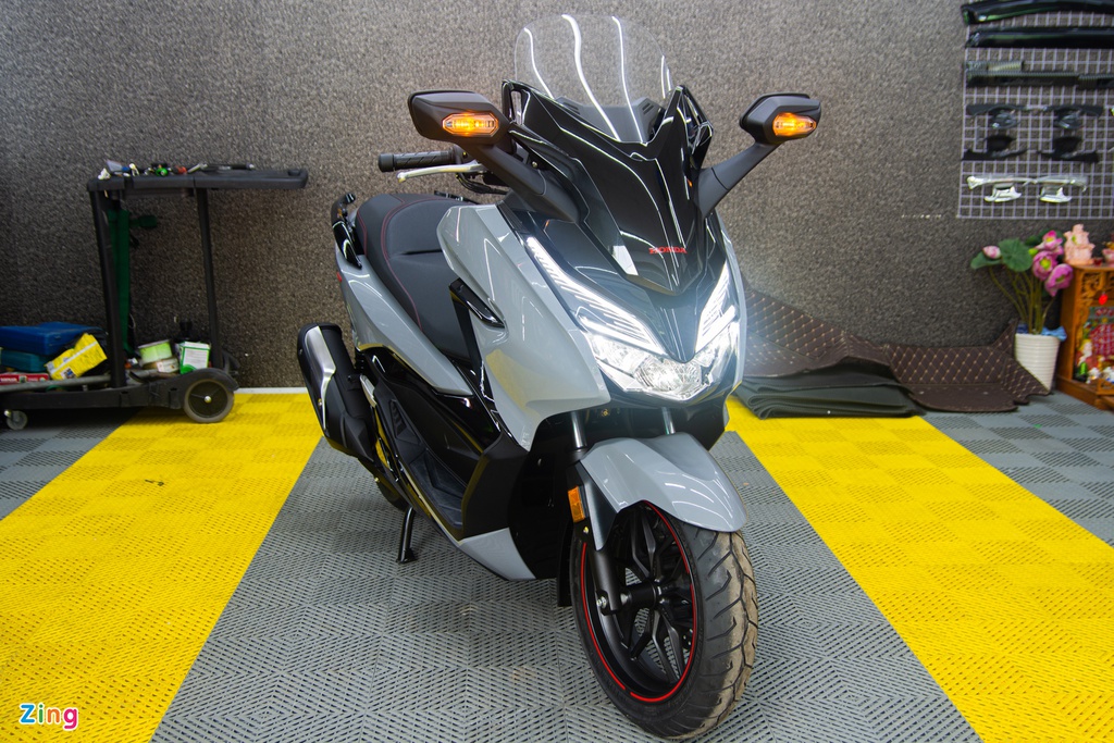 Honda SH và những mẫu xe tay ga bản giới hạn giá trăm triệu tại VN - 17 Honda SH và những mẫu xe tay ga bản giới hạn giá trăm triệu tại VN - 17