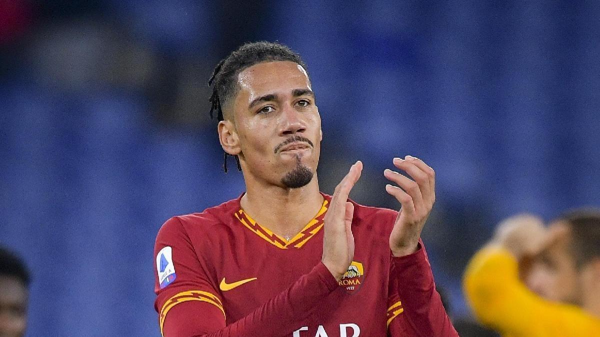 Chris Smalling trở lại MU trong tuần này Chris Smalling trở lại MU trong tuần này