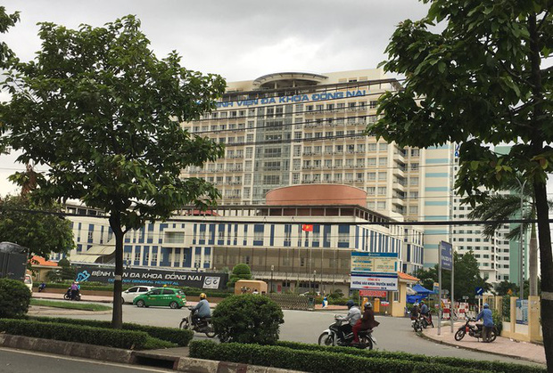 Bác sĩ mắc Covid-19 ở Đồng Nai đã tiếp xúc nhiều đồng nghiệp tại BV Chợ Rẫy, BV Ung bướu TP.HCM