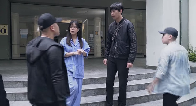 Lựa chọn số phận tập 30: Hào khai cầm tiền ông Lộc để nhận tội thay Đức, Cường đã biết toàn bộ sự thật vụ tai nạn Lựa chọn số phận tập 30: Hào khai cầm tiền ông Lộc để nhận tội thay Đức, Cường đã biết toàn bộ sự thật vụ tai nạn