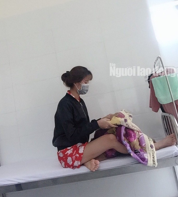 Mẹ của nữ sinh viên mắc Covid-19 ở Đắk Lắk mong mọi người thấu hiểu cho con! Mẹ của nữ sinh viên mắc Covid-19 ở Đắk Lắk mong mọi người thấu hiểu cho con!