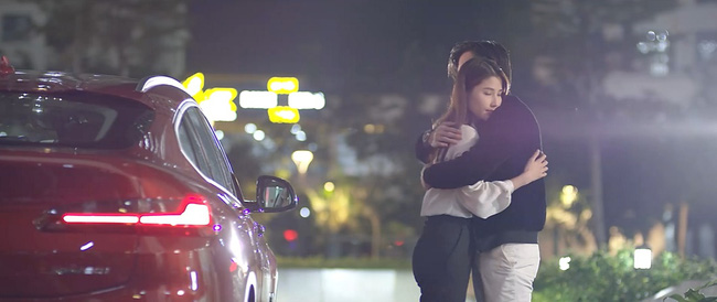 Tình yêu và tham vọng: Minh ôm Linh, tuyên bố Tuệ Lâm khiến mình mệt mỏi nhưng sao fan lại cứ thấy sai sai? - 2 Tình yêu và tham vọng: Minh ôm Linh, tuyên bố Tuệ Lâm khiến mình mệt mỏi nhưng sao fan lại cứ thấy sai sai? - 2