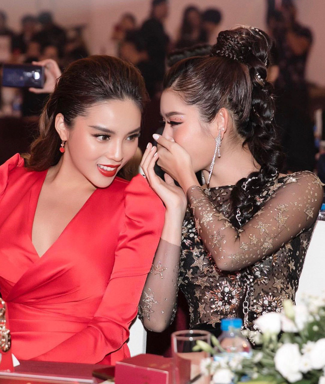 Huyền My và Kỳ Duyên cùng có động thái cho thấy mối quan hệ thật sau tin đồn 'bằng mặt không bằng lòng' - 3 Huyền My và Kỳ Duyên cùng có động thái cho thấy mối quan hệ thật sau tin đồn 'bằng mặt không bằng lòng' - 3