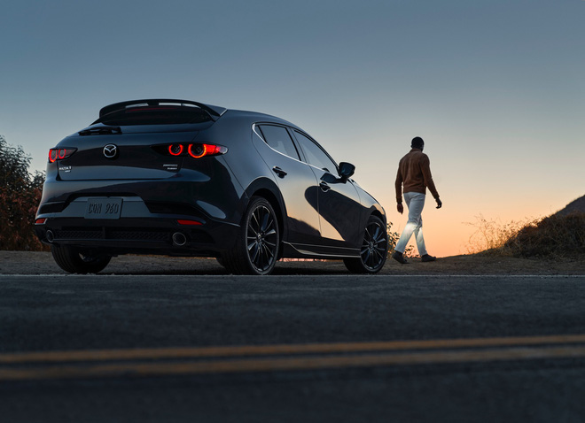 Mazda3 Turbo lần đầu tiên được công bố giá bán, chờ ngày về Việt Nam - 1 Mazda3 Turbo lần đầu tiên được công bố giá bán, chờ ngày về Việt Nam - 1