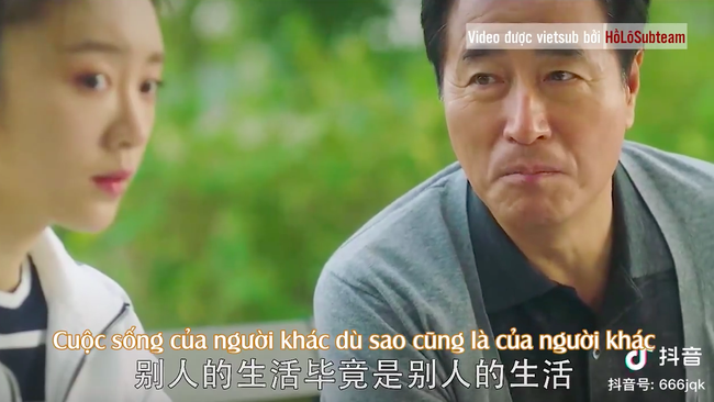 Phim hot '30 chưa phải là hết': Bật khóc trước cảnh bố Cố Giai gặp 'trà xanh', xin cô ả buông tha con gái mình - 3 Phim hot '30 chưa phải là hết': Bật khóc trước cảnh bố Cố Giai gặp 'trà xanh', xin cô ả buông tha con gái mình - 3