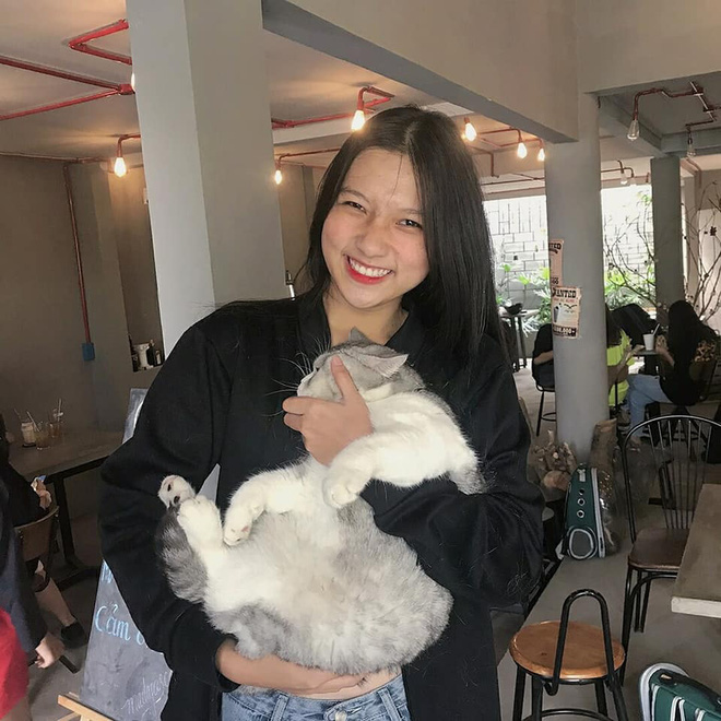 Cô bạn Mỹ Tho sinh năm 2004 gây thương nhớ với nụ cười tươi rói, tiết lộ đã kiếm được tiền phụ bố mẹ đóng học phí - 4 Cô bạn Mỹ Tho sinh năm 2004 gây thương nhớ với nụ cười tươi rói, tiết lộ đã kiếm được tiền phụ bố mẹ đóng học phí - 4