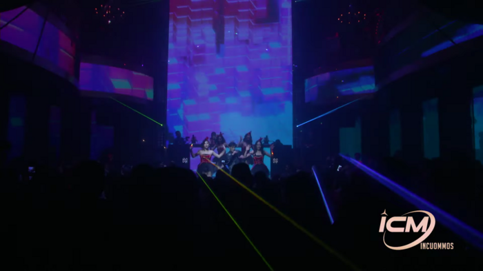Wren Evans lần đầu diễn Fever phiên bản EDM cùng K-ICM, lyric toàn tiếng Anh nhưng dàn fanchant vẫn bao 'mượt' - 5 Wren Evans lần đầu diễn Fever phiên bản EDM cùng K-ICM, lyric toàn tiếng Anh nhưng dàn fanchant vẫn bao 'mượt' - 5
