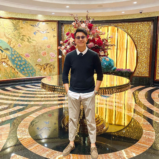 Huy Trần và Matt Liu - 2 cực phẩm 'lọt mắt xanh' của Hương Giang: Một chín một mười về cả nhan sắc, sự nghiệp lẫn độ giàu có - 14 Huy Trần và Matt Liu - 2 cực phẩm 'lọt mắt xanh' của Hương Giang: Một chín một mười về cả nhan sắc, sự nghiệp lẫn độ giàu có - 14