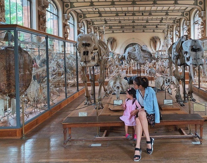 Điểm danh những 'cậu ấm, cô chiêu' sinh ra đã ở vạch đích của dàn sao Vbiz - 5 Điểm danh những 'cậu ấm, cô chiêu' sinh ra đã ở vạch đích của dàn sao Vbiz - 5
