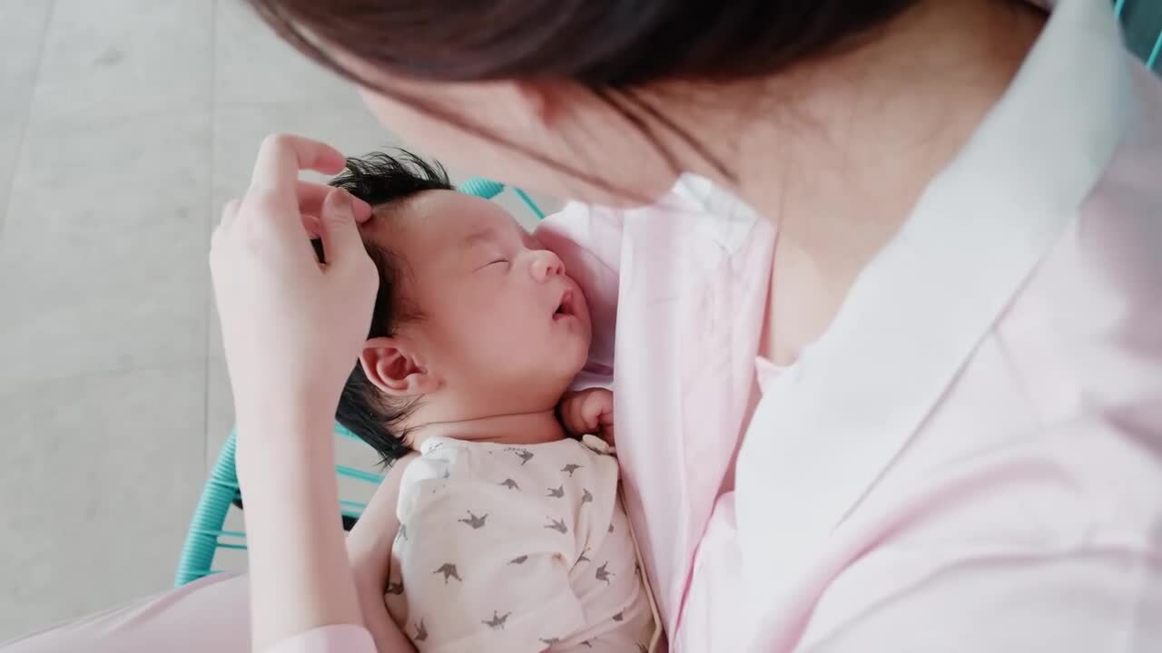 Điểm danh những 'cậu ấm, cô chiêu' sinh ra đã ở vạch đích của dàn sao Vbiz - 8 Điểm danh những 'cậu ấm, cô chiêu' sinh ra đã ở vạch đích của dàn sao Vbiz - 8