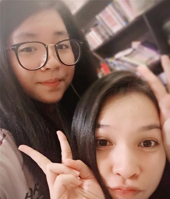 Hiền Thục gây xúc động với loạt ảnh hiếm hoi khi làm mẹ đơn thân ở tuổi 21 - 9 Hiền Thục gây xúc động với loạt ảnh hiếm hoi khi làm mẹ đơn thân ở tuổi 21 - 9