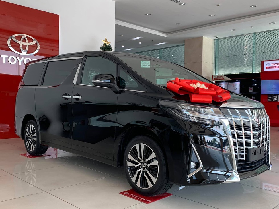 10 ô tô ế ẩm tháng 7: xe Nhật hoán đổi vị trí - 2 10 ô tô ế ẩm tháng 7: xe Nhật hoán đổi vị trí - 2