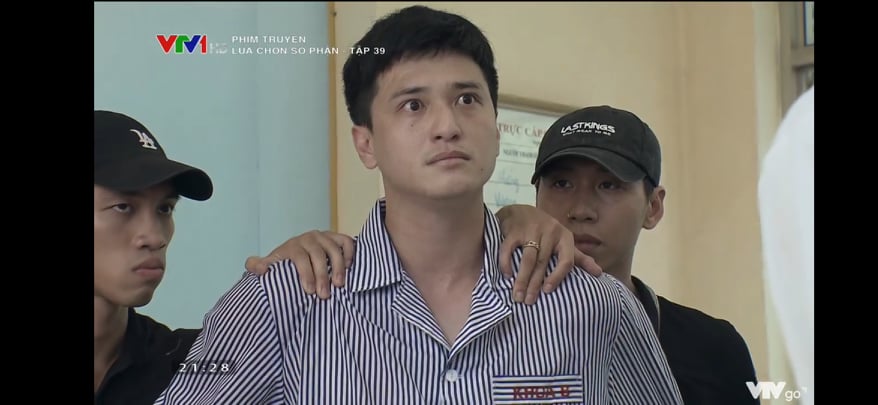 Lựa chọn số phận tập 39: Trang nghe lời ông Lộc - đồng ý chia tay với luật sư Cường - 25 Lựa chọn số phận tập 39: Trang nghe lời ông Lộc - đồng ý chia tay với luật sư Cường - 25