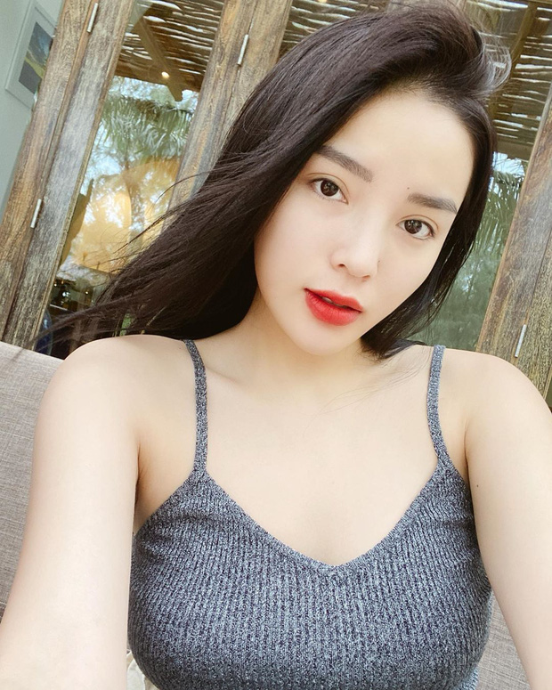 Kỳ Duyên, Đỗ Mỹ Linh thanh lý đồ: Người 'pass' hàng hiệu mới toe, người để lại loạt item dễ mặc giá chỉ từ 250k - 15 Kỳ Duyên, Đỗ Mỹ Linh thanh lý đồ: Người 'pass' hàng hiệu mới toe, người để lại loạt item dễ mặc giá chỉ từ 250k - 15
