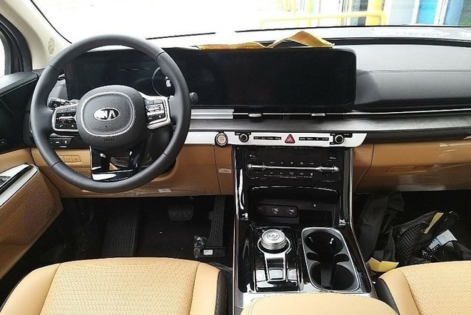 Kia Sedona 2021 lộ diện trước ngày ra mắt - 3 Kia Sedona 2021 lộ diện trước ngày ra mắt - 3