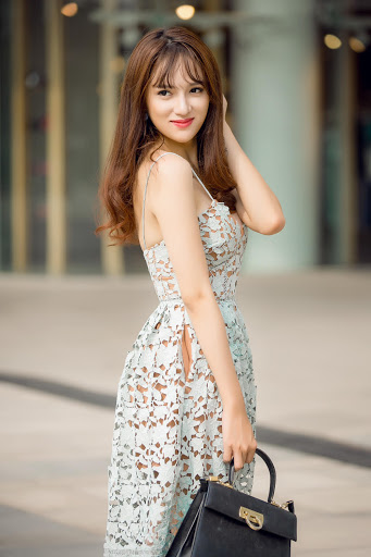 Bên cạnh hành trình đi tìm tình yêu, Hương Giang còn có một hành trình thay đổi đáng nể: Từ cậu bé tóc ngắn đến biểu tượng nhan sắc chuyển giới quốc tế - 6 Bên cạnh hành trình đi tìm tình yêu, Hương Giang còn có một hành trình thay đổi đáng nể: Từ cậu bé tóc ngắn đến biểu tượng nhan sắc chuyển giới quốc tế - 6