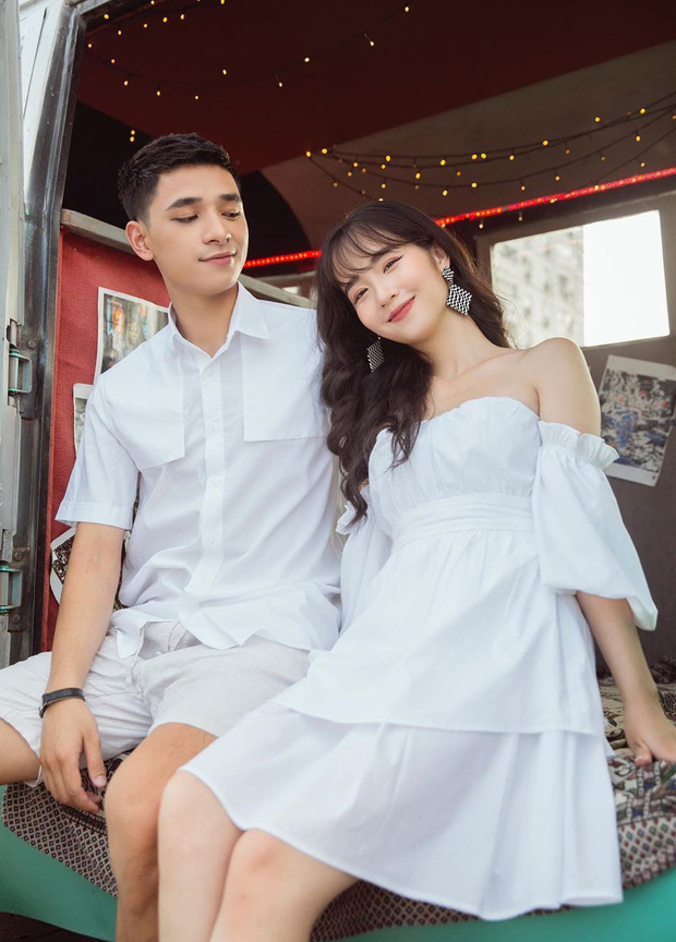 4 chiêu diện đồ đôi xịn mê couple Hàn mách nước cho bạn, ai đang 'ế' cũng nên xem qua vì sau này dễ sẽ cần đến - 19 4 chiêu diện đồ đôi xịn mê couple Hàn mách nước cho bạn, ai đang 'ế' cũng nên xem qua vì sau này dễ sẽ cần đến - 19