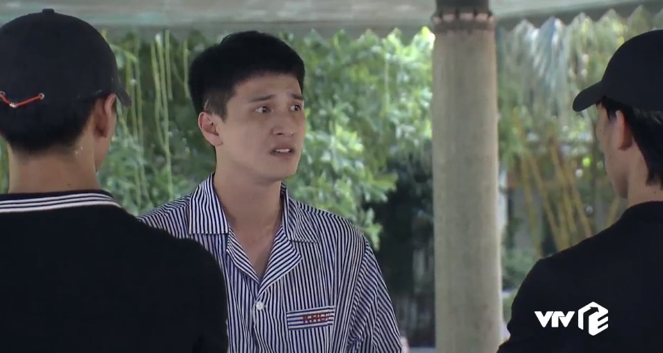 Lựa chọn số phận tập 40: Long đại ca tức điên vì không tìm được Đức trốn ở đâu - 12 Lựa chọn số phận tập 40: Long đại ca tức điên vì không tìm được Đức trốn ở đâu - 12
