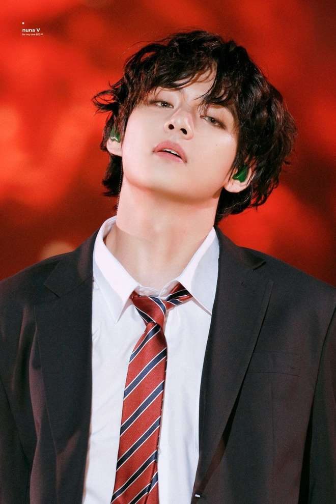 V (BTS) trở thành nam idol đầu tiên của Hàn Quốc đạt 5 triệu like trên Instagram - 1 V (BTS) trở thành nam idol đầu tiên của Hàn Quốc đạt 5 triệu like trên Instagram - 1