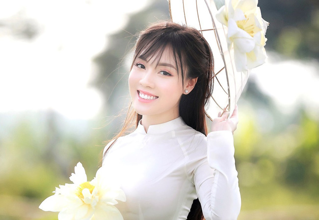 Giữa làn sóng 'Thương chị!', hot girl 3 đời chồng Chu Hằng bỗng quay sang tố ngược Âu Hà My khinh người, bị cắm sừng là... nghiệp quật? - 5 Giữa làn sóng 'Thương chị!', hot girl 3 đời chồng Chu Hằng bỗng quay sang tố ngược Âu Hà My khinh người, bị cắm sừng là... nghiệp quật? - 5