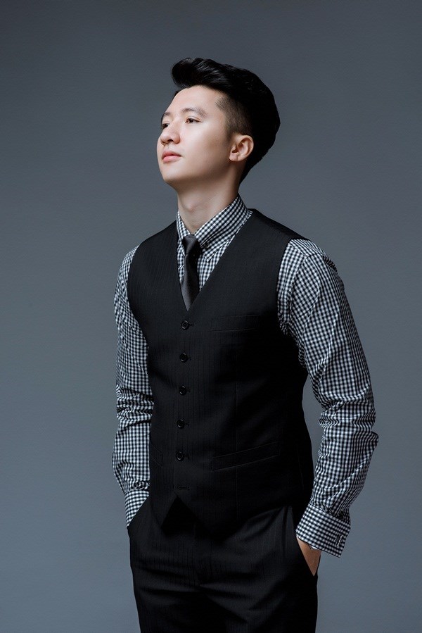 Chân dung 'nam thần' Nguyễn Trọng Hưng bị vợ giảng viên bắt quả tang ngoại tình: Hot boy màn ảnh nhỏ, thành tích và gia thế đáng nể cho đến khi bị 'bóc phốt'? - 3 Chân dung 'nam thần' Nguyễn Trọng Hưng bị vợ giảng viên bắt quả tang ngoại tình: Hot boy màn ảnh nhỏ, thành tích và gia thế đáng nể cho đến khi bị 'bóc phốt'? - 3