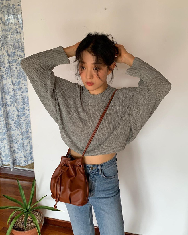 6 items khiến outfit của bạn sang xịn hơn tức thì, trong đó có 3 món màu nâu cực kỳ lợi hại - 20 6 items khiến outfit của bạn sang xịn hơn tức thì, trong đó có 3 món màu nâu cực kỳ lợi hại - 20