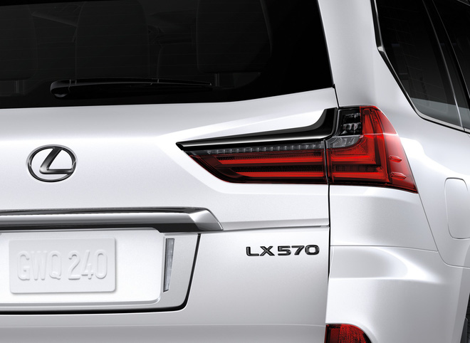 'Chuyên cơ mặt đất' Lexus LX 570 bất ngờ nâng cấp, thêm bản hàng hiếm cho đại gia thích nổi bật - 3 'Chuyên cơ mặt đất' Lexus LX 570 bất ngờ nâng cấp, thêm bản hàng hiếm cho đại gia thích nổi bật - 3