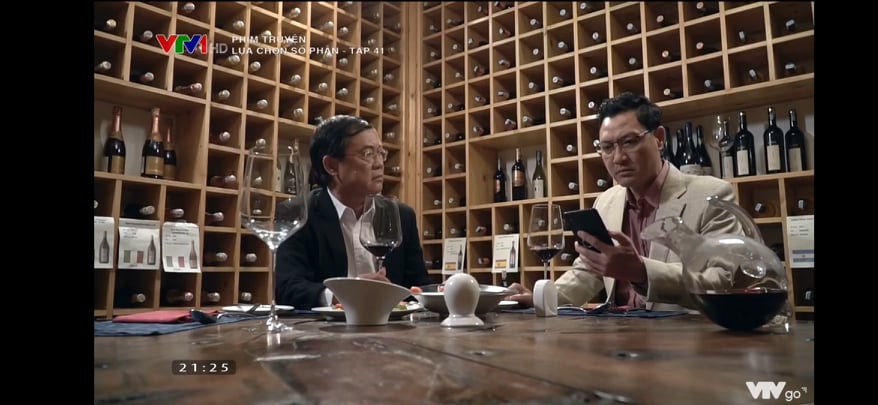 Lựa chọn số phận tập 41: Quan chức đánh bạc tìm đến tận nhà bác của Cường để nhờ ông ta nói hộ thẩm phán 'giơ cao đánh khẽ' - 19 Lựa chọn số phận tập 41: Quan chức đánh bạc tìm đến tận nhà bác của Cường để nhờ ông ta nói hộ thẩm phán 'giơ cao đánh khẽ' - 19