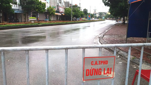 Hình ảnh khác lạ tại TP. Hải Dương trong ngày đầu cách ly toàn xã hội - 18 Hình ảnh khác lạ tại TP. Hải Dương trong ngày đầu cách ly toàn xã hội - 18