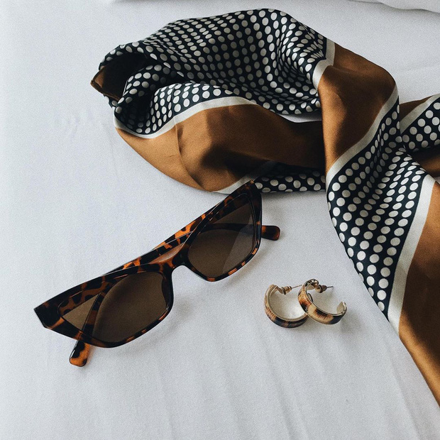 6 items khiến outfit của bạn sang xịn hơn tức thì, trong đó có 3 món màu nâu cực kỳ lợi hại - 9 6 items khiến outfit của bạn sang xịn hơn tức thì, trong đó có 3 món màu nâu cực kỳ lợi hại - 9