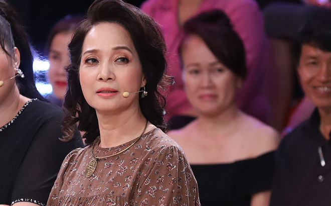 NSND Lê Khanh: 'Nếu gặp hai người ấy, tôi sẽ dùng con dao trên tay để cảnh cáo' - 2 NSND Lê Khanh: 'Nếu gặp hai người ấy, tôi sẽ dùng con dao trên tay để cảnh cáo' - 2