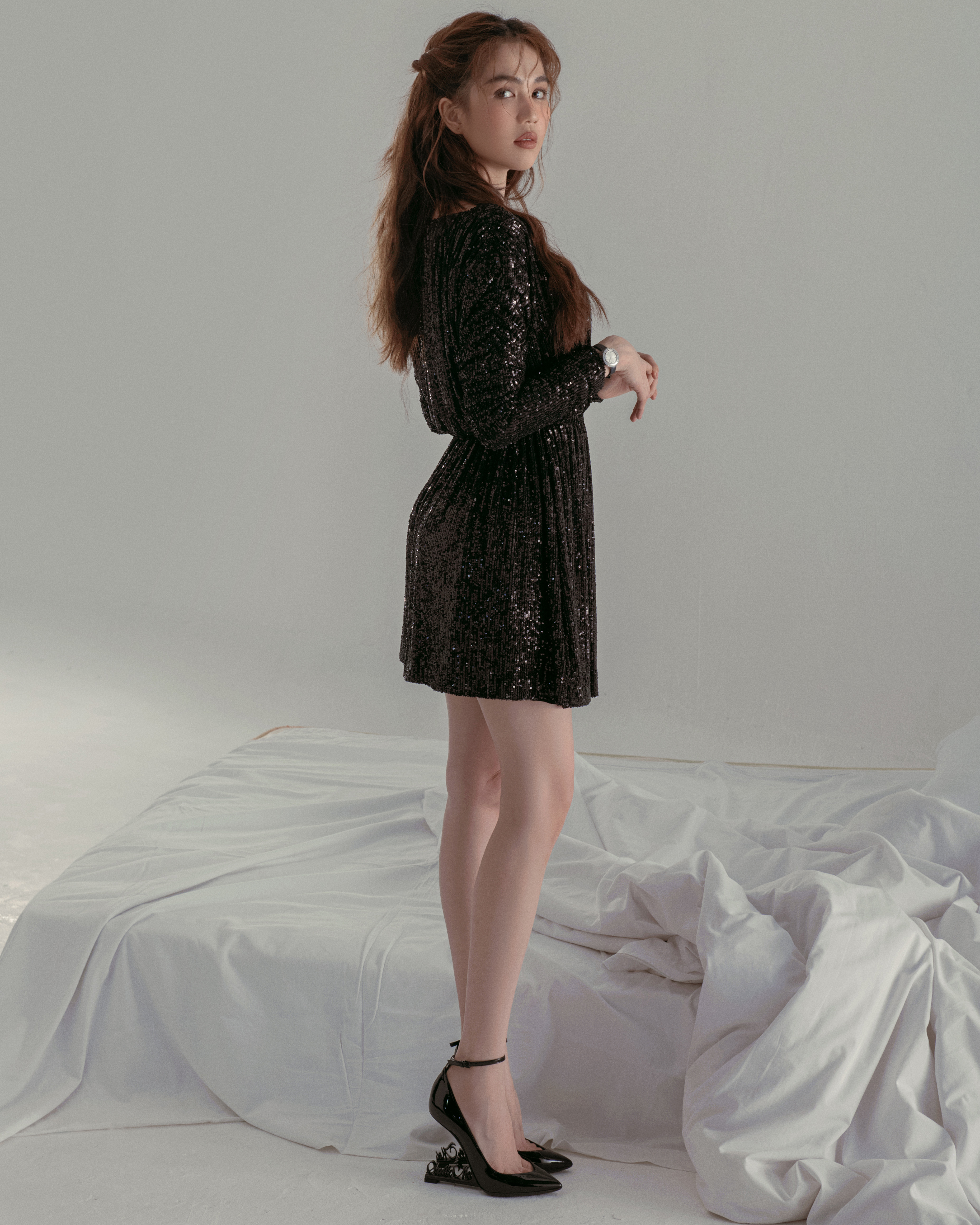 Bị nói bê nguyên 'concept' của Song Hye Kyo vào bộ ảnh mới, Ngọc Trinh lập tức có câu trả lời cực thẳng thắn - 8 Bị nói bê nguyên 'concept' của Song Hye Kyo vào bộ ảnh mới, Ngọc Trinh lập tức có câu trả lời cực thẳng thắn - 8