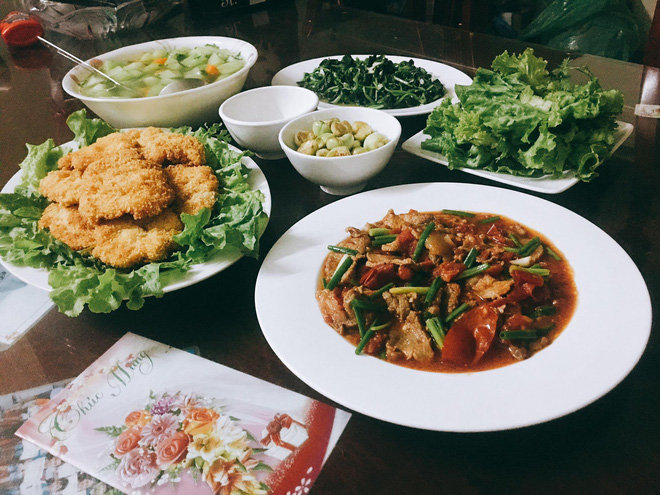 Loạt mâm cơm ngon - bổ - rẻ chỉ 70k quay đầu của nữ sinh ĐH Kiến trúc đập tan suy nghĩ cứ cơm sinh viên là đạm bạc - 12 Loạt mâm cơm ngon - bổ - rẻ chỉ 70k quay đầu của nữ sinh ĐH Kiến trúc đập tan suy nghĩ cứ cơm sinh viên là đạm bạc - 12