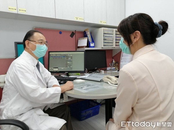 Cô gái bị gắn biệt danh là 'vùng kín đá', lấy chồng 5 năm nhưng không thể quan hệ - 1 Cô gái bị gắn biệt danh là 'vùng kín đá', lấy chồng 5 năm nhưng không thể quan hệ - 1