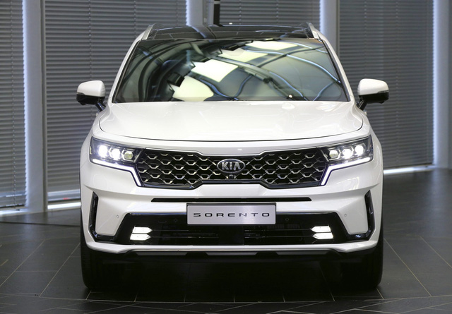 Nhiều SUV mới rục rịch đổ bộ Việt Nam: Đa dạng phân khúc, giá từ vài trăm triệu đến hàng tỷ đồng - 15 Nhiều SUV mới rục rịch đổ bộ Việt Nam: Đa dạng phân khúc, giá từ vài trăm triệu đến hàng tỷ đồng - 15