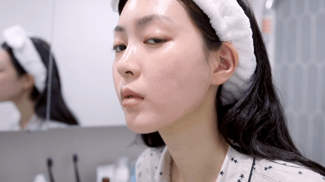 6 lọ serum HA siêu cấp ẩm giá từ 280k được chấm điểm cao: Da dẻ lột xác từ sần sùi khô ráp thành căng sáng chỉ sau vài tuần - 1 6 lọ serum HA siêu cấp ẩm giá từ 280k được chấm điểm cao: Da dẻ lột xác từ sần sùi khô ráp thành căng sáng chỉ sau vài tuần - 1