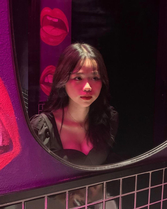 'So kèo' nhan sắc dàn hot girl WAGS Việt: Người dịu dàng, người body như 'quả bom di động' - 11 'So kèo' nhan sắc dàn hot girl WAGS Việt: Người dịu dàng, người body như 'quả bom di động' - 11