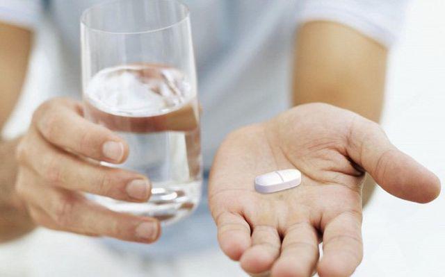Uống canxi để xương khỏe ai ngờ mắc sỏi thận: 4 kiểu ăn uống khiến sỏi tích đầy trong người Uống canxi để xương khỏe ai ngờ mắc sỏi thận: 4 kiểu ăn uống khiến sỏi tích đầy trong người