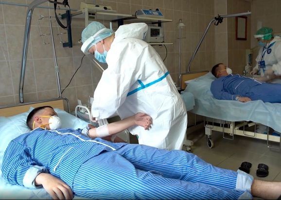 Vaccine Covid-19 của Nga tạo kháng thể ở toàn bộ người được tiêm thử - 1