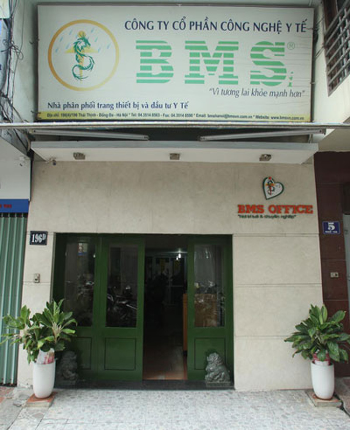 Nâng giá thiết bị y tế ở BV Bạch Mai: Chiêu trò liên danh để 'thâu tóm' các gói thầu của công ty BMS Nâng giá thiết bị y tế ở BV Bạch Mai: Chiêu trò liên danh để 'thâu tóm' các gói thầu của công ty BMS
