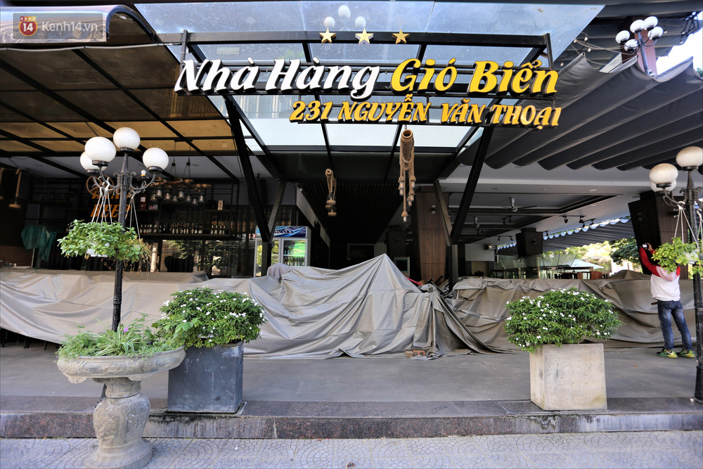 Hàng quán ở Đà Nẵng vẫn 'bất động' dù đã được phép mở cửa, nhiều nơi treo biển sang nhượng - 8 Hàng quán ở Đà Nẵng vẫn 'bất động' dù đã được phép mở cửa, nhiều nơi treo biển sang nhượng - 8