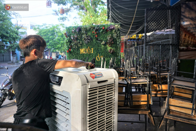 Hàng quán ở Đà Nẵng vẫn 'bất động' dù đã được phép mở cửa, nhiều nơi treo biển sang nhượng - 23 Hàng quán ở Đà Nẵng vẫn 'bất động' dù đã được phép mở cửa, nhiều nơi treo biển sang nhượng - 23