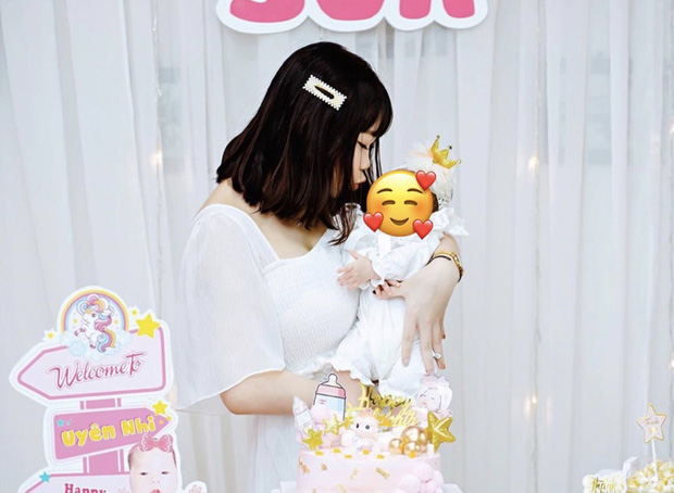 Xôn xao thông tin Chi Bé - bạn thân Linh Ka, nhân vật đình đám một thời 'nhóm hot teen' sinh con ở tuổi 18 - 2 Xôn xao thông tin Chi Bé - bạn thân Linh Ka, nhân vật đình đám một thời 'nhóm hot teen' sinh con ở tuổi 18 - 2
