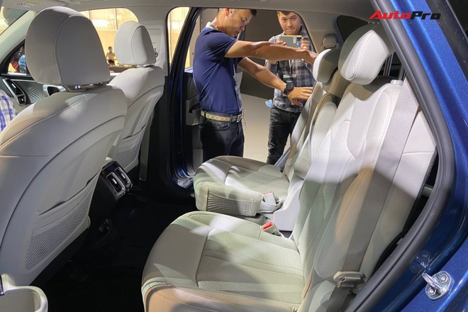 Kia Sorento 2021 ra mắt Việt Nam: Giá từ hơn 1 tỷ đồng, phủ đầu Fortuner, Santa Fe - 19 Kia Sorento 2021 ra mắt Việt Nam: Giá từ hơn 1 tỷ đồng, phủ đầu Fortuner, Santa Fe - 19