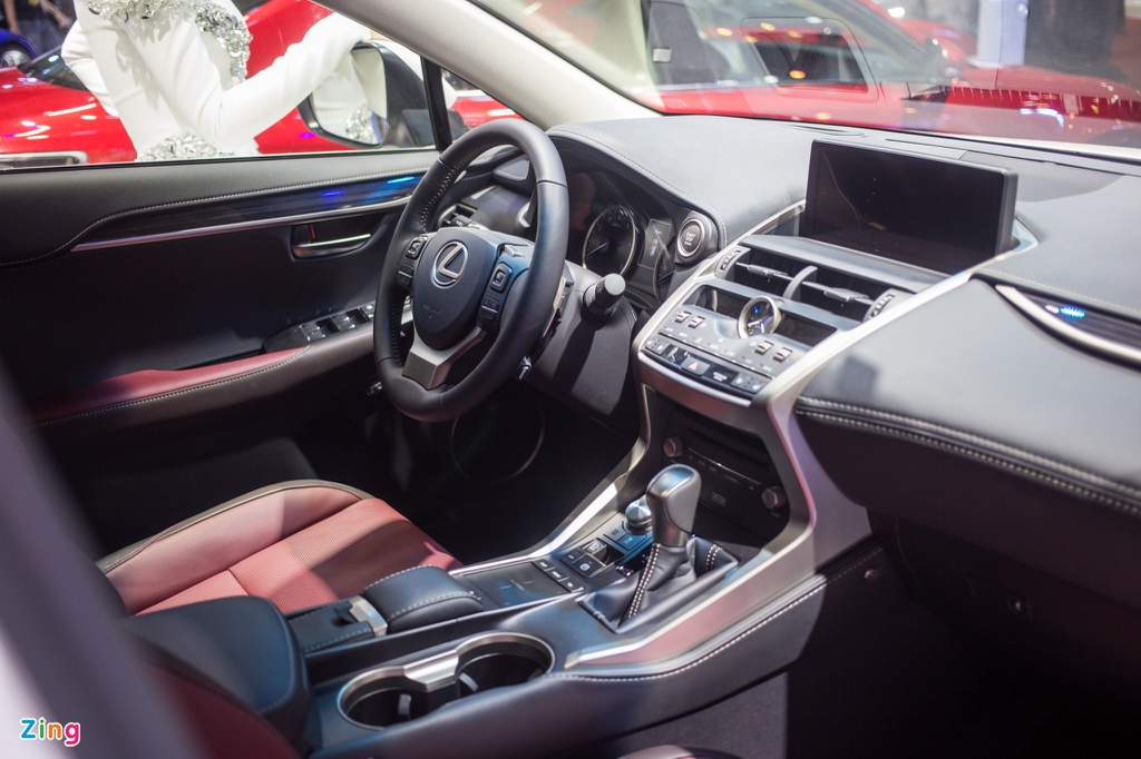 Những dòng SUV hạng sang tầm giá 3 tỷ ít được chú ý tại Việt Nam - 5 Những dòng SUV hạng sang tầm giá 3 tỷ ít được chú ý tại Việt Nam - 5