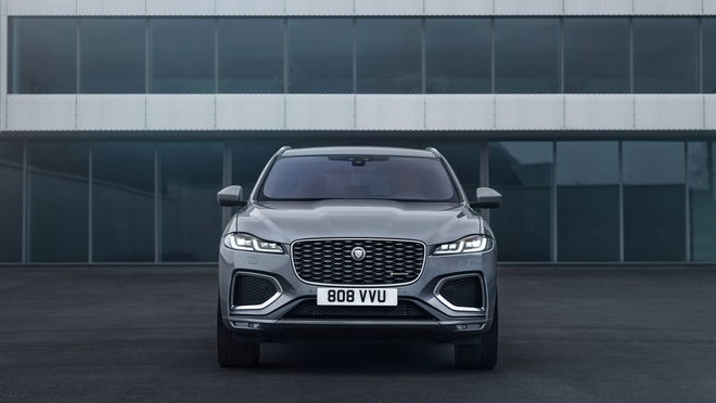 Ra mắt Jaguar F-Pace 2021: Đối thủ 'chung nhà' với Range Rover Velar - 3 Ra mắt Jaguar F-Pace 2021: Đối thủ 'chung nhà' với Range Rover Velar - 3