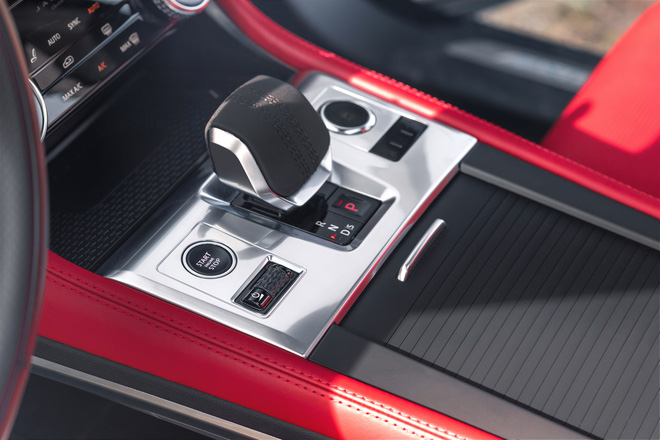 Ra mắt Jaguar F-Pace 2021: Đối thủ 'chung nhà' với Range Rover Velar - 10 Ra mắt Jaguar F-Pace 2021: Đối thủ 'chung nhà' với Range Rover Velar - 10