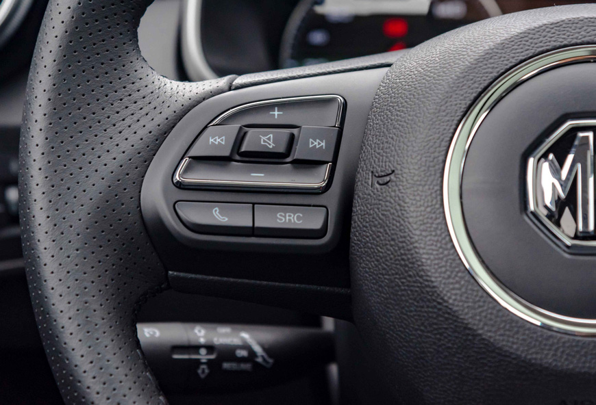 Đánh giá MG ZS: Chỉ mác Trung Quốc là điểm thua thiệt - 11 Đánh giá MG ZS: Chỉ mác Trung Quốc là điểm thua thiệt - 11
