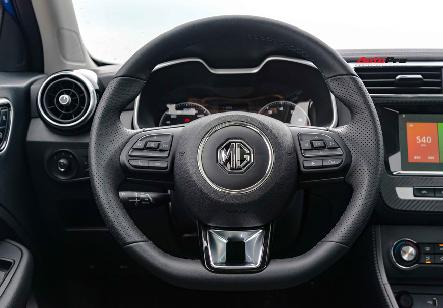Đánh giá MG ZS: Chỉ mác Trung Quốc là điểm thua thiệt - 10 Đánh giá MG ZS: Chỉ mác Trung Quốc là điểm thua thiệt - 10
